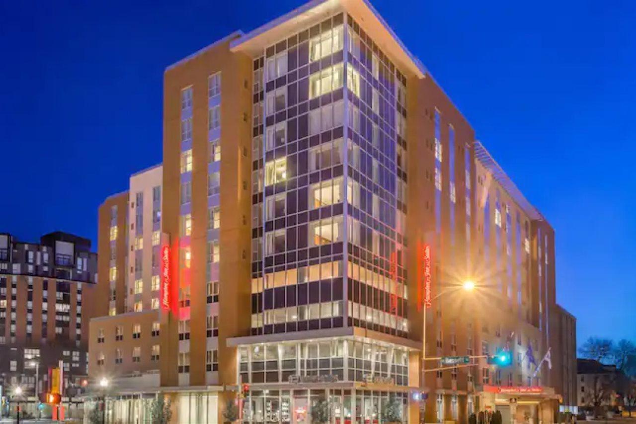 Hotel Hampton & Downtown Madison